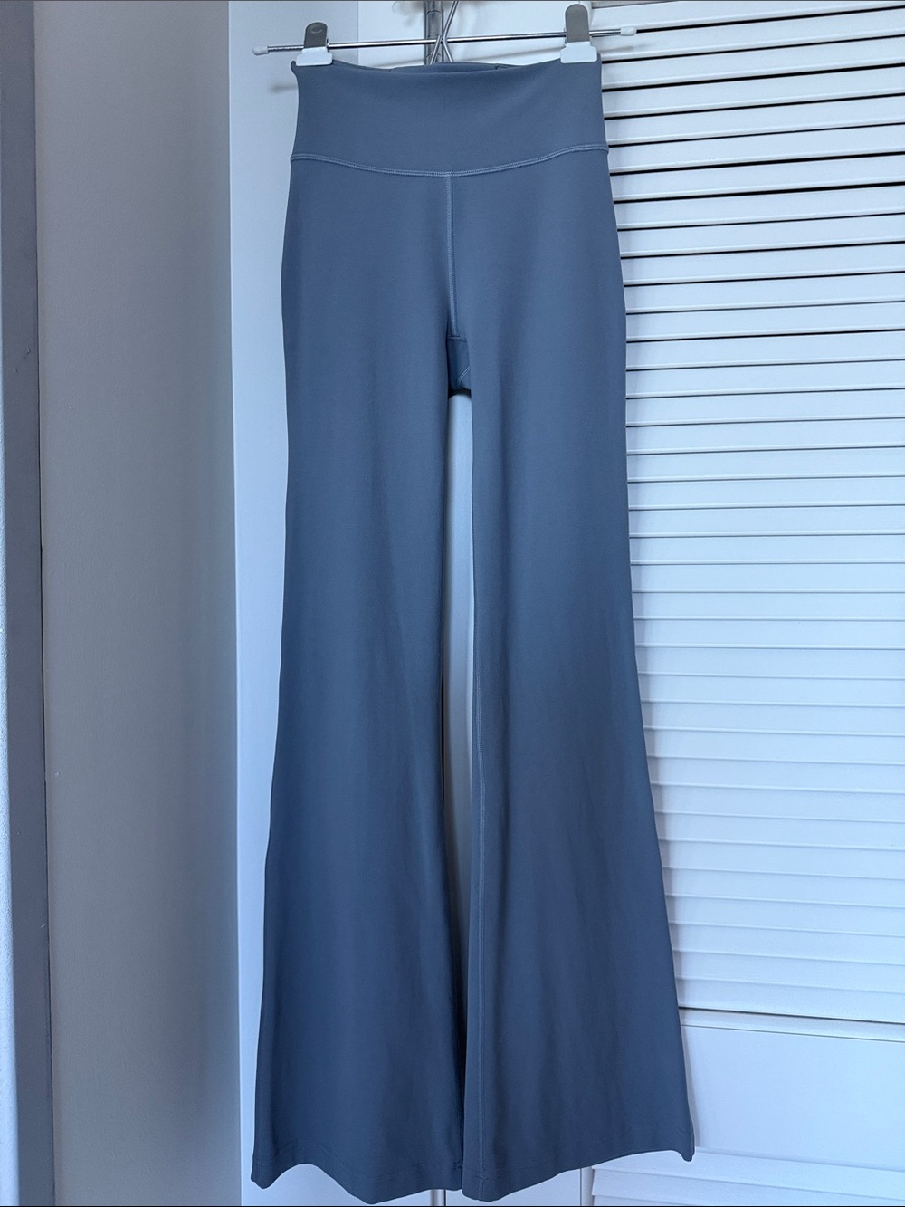 Lululemon Nulu Groove High Rise Flare Short 29”inseam. Size 2!